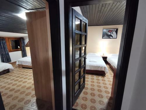 Hostal Ambient Deluxe Apartman
