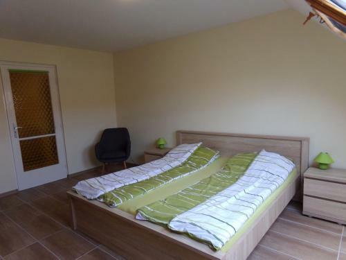 Hostal Hold-on Apartman