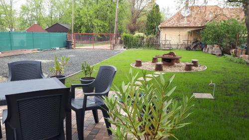 Hostal Pacsirta Apartman