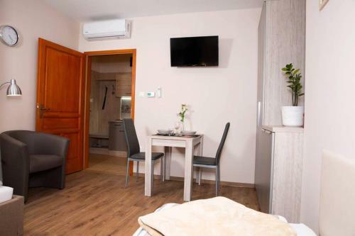 Bella Apartman - K�t�gyas Apartman
