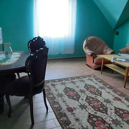 Torony Lovarda Mag�nsz�ll�s