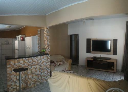 Casa Em Prado Com Piscina - Temporada