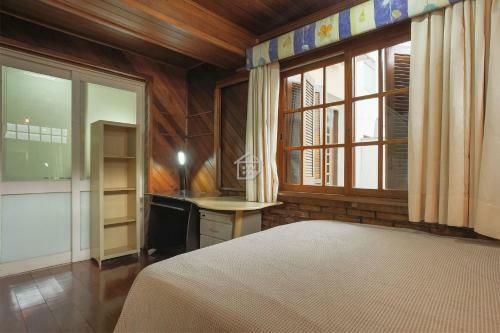 Apartamento Completo Em Bairro Nobre - C/ Garagem