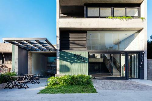 Apartamento Charlie Porto Alegre Pra�a 4