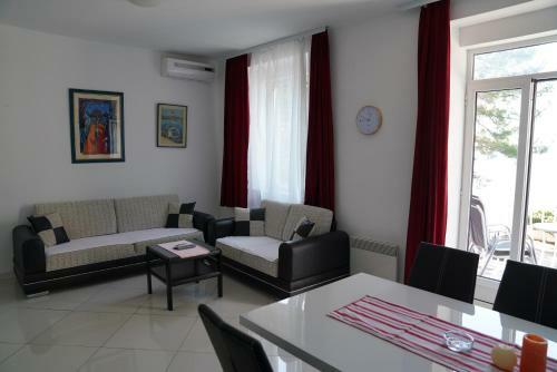 Sesar Apartments Krk - No. 2 Vinko