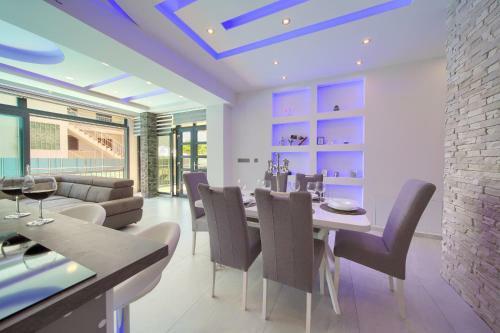 Luxury Vall Apartment