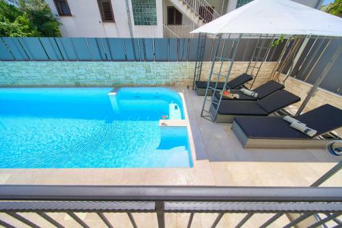 Luxury Vall Apartment