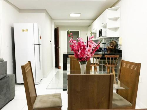 Apartamento Com Piscina Proximo � Praia