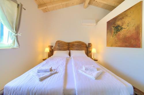 Villa Pax Houses
