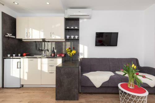 Hostal Guest House Krk Town Centre