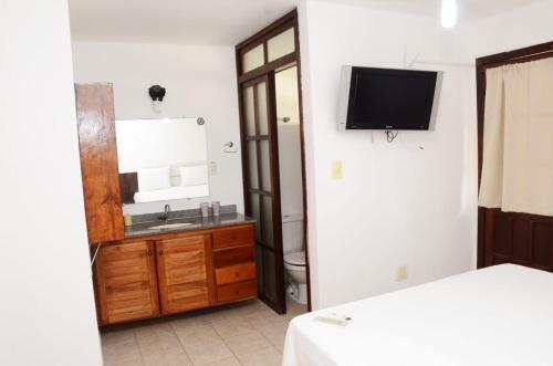 Praiamar Guest House