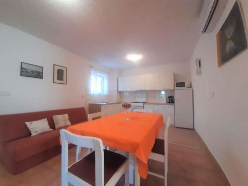 Apartment In Krk - Insel Krk 40969