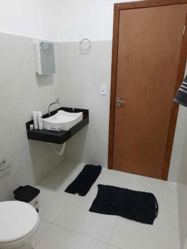 Apartamento Flat Mobiliado, 700m Da Praia