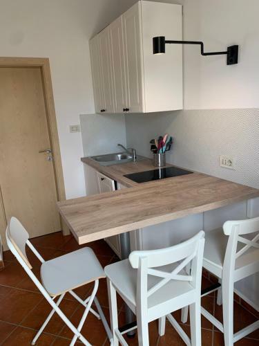 Seaside Apartments Petar