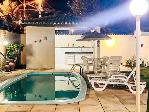 Casa Para 9 Pessoas, Com Piscina E Churrasqueira