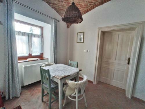 Apartamento 400 �ves H�z Vend�gh�z