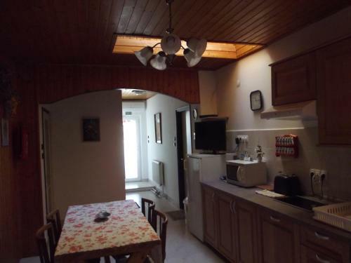 Hostal B�n�porta