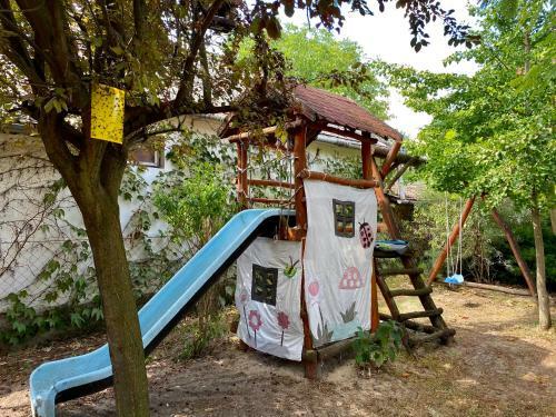 A Nyugalom Szigete H�z