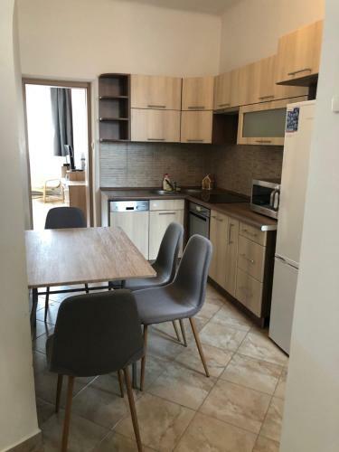 V�rk�r Apartman