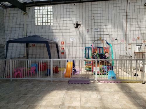Apartamento Kit�o Com Quarto 50mts Do Mar