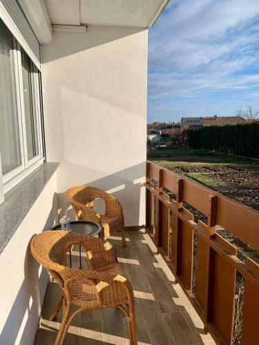 Apartamento Modern Two Bedroom Flat With Balcony