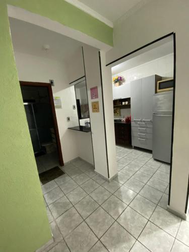 Apartamento Ap Vila Guilhermina Com Quintal (praia Grande)