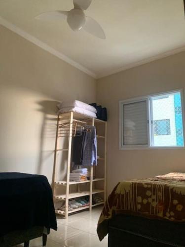 Apartamento Apto No Canto Do Forte. A P� Pra Praia E Balada.