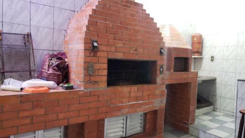 Casa Com Piscina Para Temporada Em Praia Grande -sp