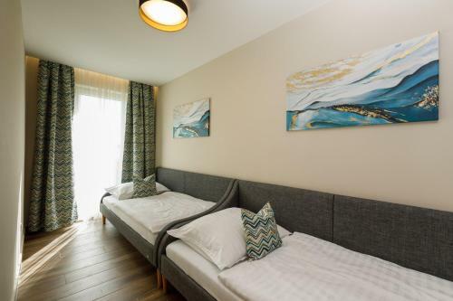 Royal Cafe Apartman