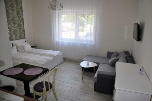 Hostal River Apartment