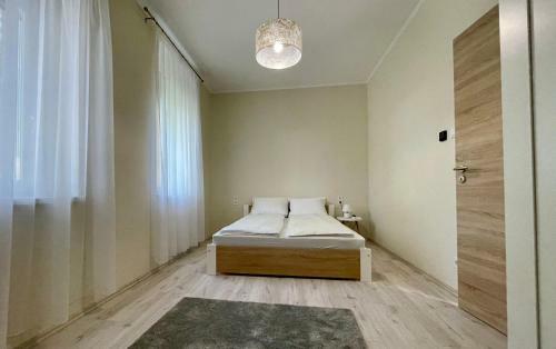 V�r�smarty Apartman