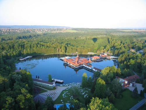 Tolena Heviz Apartments