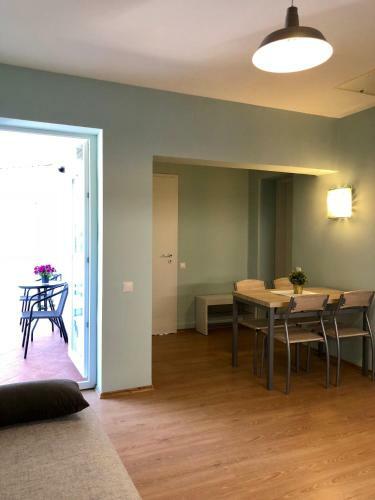 Apartamento White Crow House