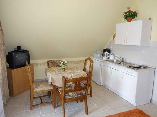 Apartments In Heviz/balaton 39945