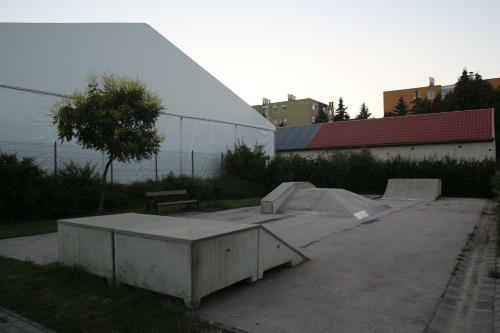 Apartment With Swing