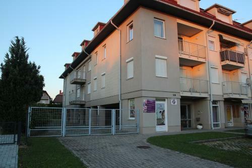 Apartment With Swing