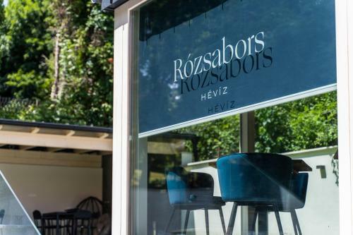 Bed & Breakfast R�zsabors H�v�z