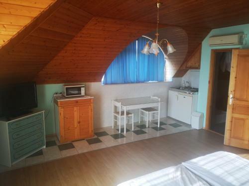Z�ld S�lyom Apartman