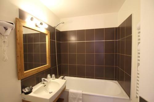 Hotel H�tel & Spa Le Petit Castel Beuzeville-honfleur