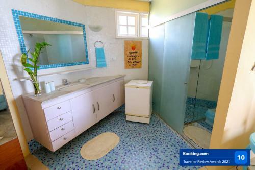 Casa A Beira Mar Com 4 Suites E Muito Conforto