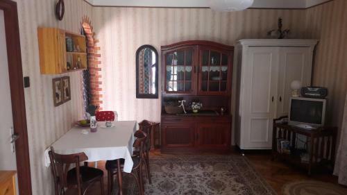 Orsika Vend�gh�z Hajd�szoboszl�