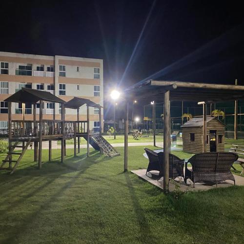 Apartamento Muro Alto Condom�nio Clube