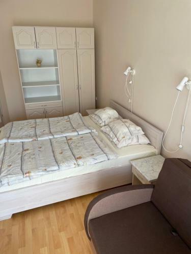 Apartamento �lomh�z