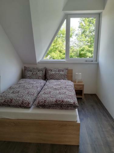 Hajnal Apartmanh�z
