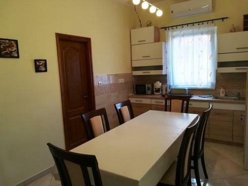 Apartamento Kurucz Vend�gh�z Hajd�szoboszl�
