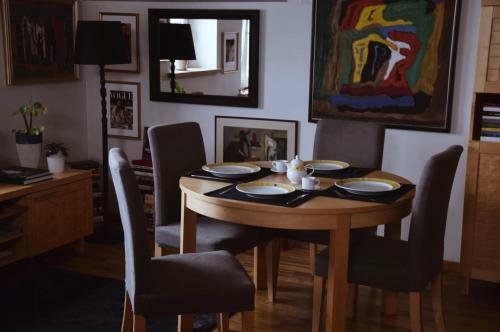 Hostal San Horses The Family