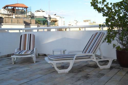Roxy Apartments