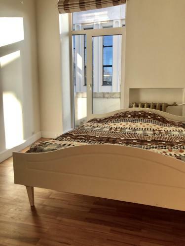 Apartamento Modern 2-room Flat In The City Center