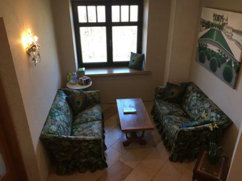 Hostal Peahen Residence