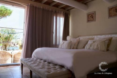 Hostal Guesthouse Le Mas De Cotignac